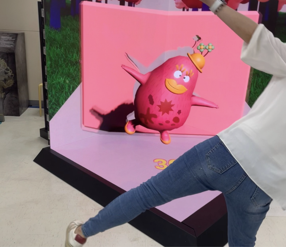 Corner Screen — 3D Interactive Content
